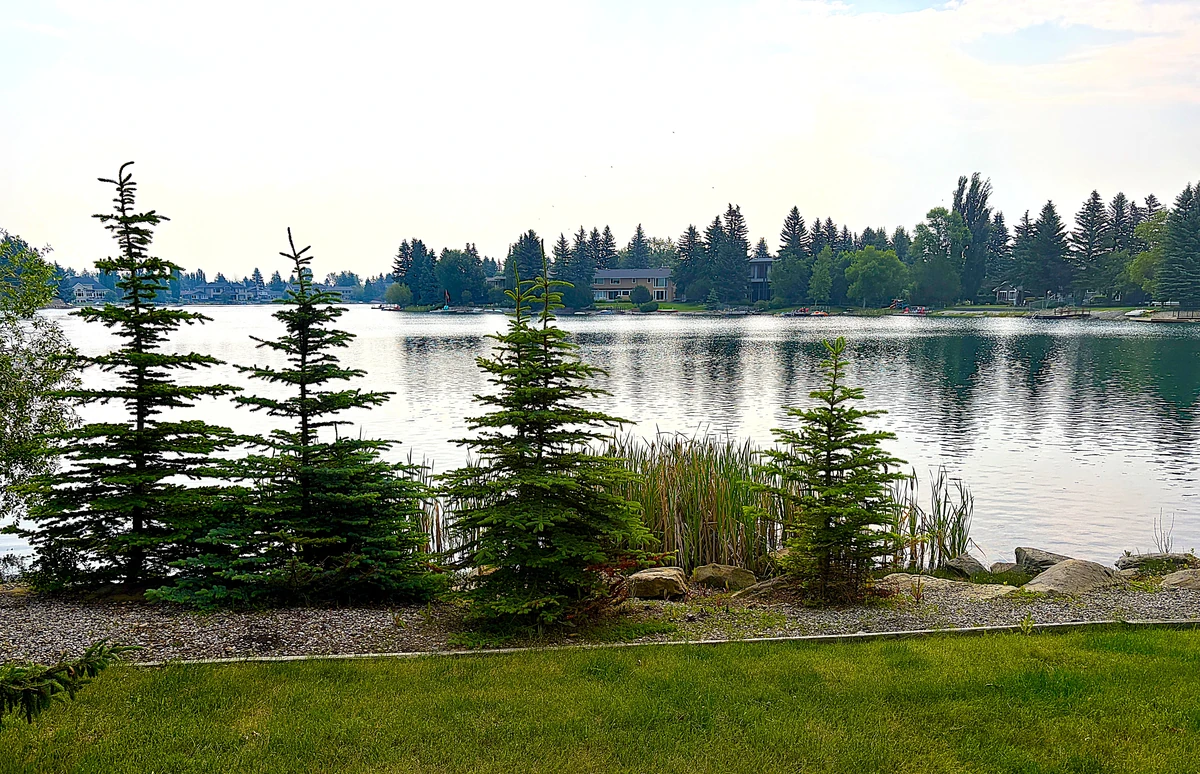Lake Bonaventure &mdash; Lake Bonavista Estates, Calgary