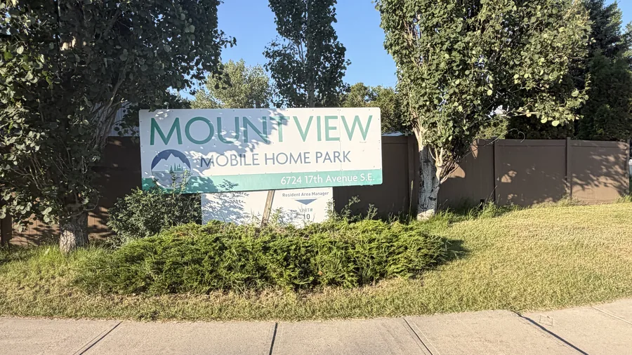 Mountview Mobile Home Park — Winston Heights/Mountview, Calgary