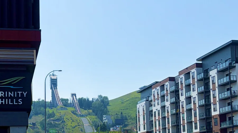 Trinity Hills village, Medicine Hill, Calgary