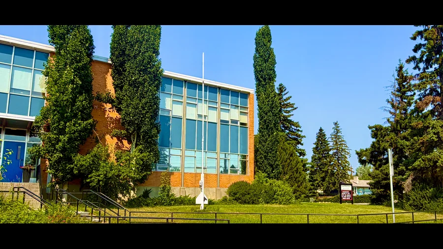 Senator Patrick Burns School, Charleswood, Calgary